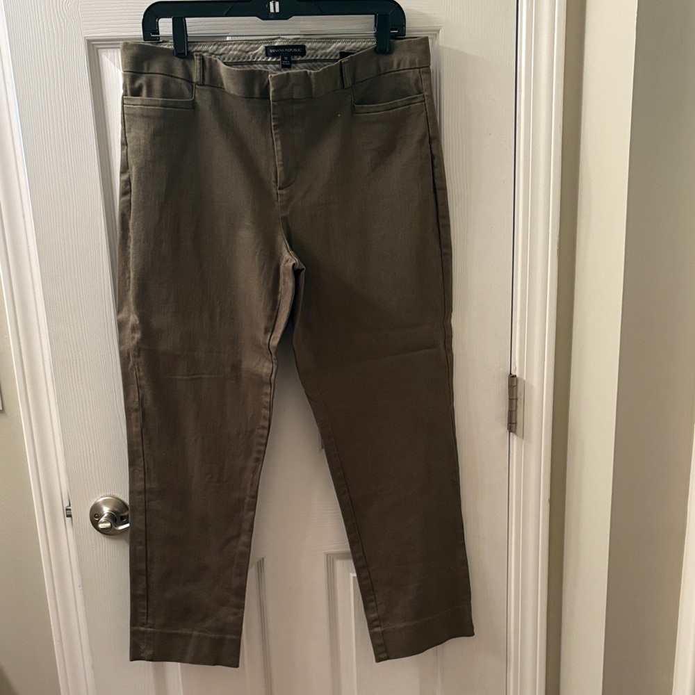Banana Republic Women's Khaki Ankle Pants